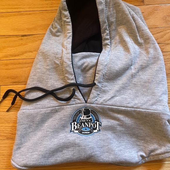 Beanpot Hockey Tournament 2024 Hoodie – Fleece/Cotton, Comfy & Rare! - Picture 2 of 6